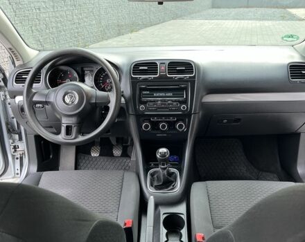 Сірий Фольксваген Гольф, об'ємом двигуна 1.6 л та пробігом 305 тис. км за 8200 $, фото 5 на Automoto.ua