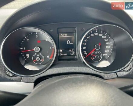 Сірий Фольксваген Гольф, об'ємом двигуна 1.6 л та пробігом 305 тис. км за 8200 $, фото 3 на Automoto.ua