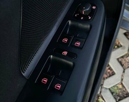 Сірий Фольксваген Гольф, об'ємом двигуна 1.97 л та пробігом 214 тис. км за 9900 $, фото 19 на Automoto.ua