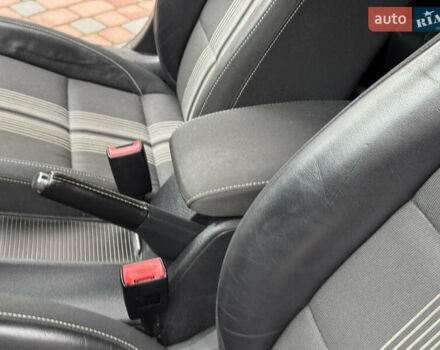 Сірий Фольксваген Гольф, об'ємом двигуна 1.97 л та пробігом 223 тис. км за 7950 $, фото 98 на Automoto.ua