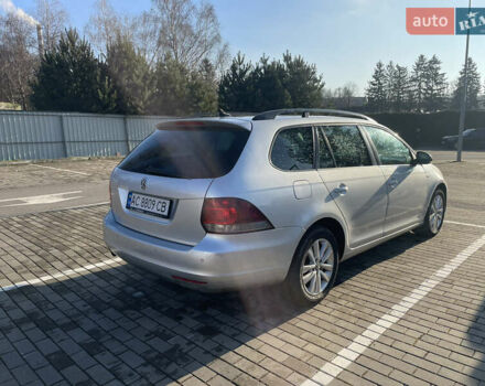 Серый Фольксваген Гольф, объемом двигателя 1.6 л и пробегом 330 тыс. км за 7200 $, фото 12 на Automoto.ua