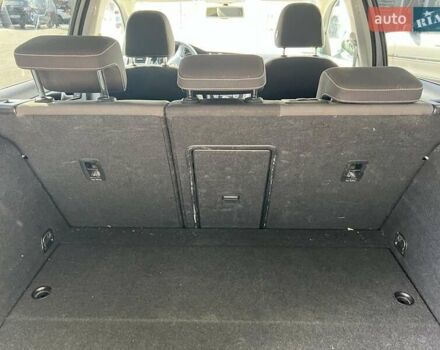 Серый Фольксваген Гольф, объемом двигателя 1.6 л и пробегом 233 тыс. км за 10450 $, фото 12 на Automoto.ua