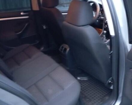 Серый Фольксваген Гольф, объемом двигателя 1.6 л и пробегом 250 тыс. км за 8500 $, фото 1 на Automoto.ua