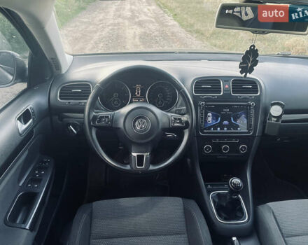 Серый Фольксваген Гольф, объемом двигателя 1.6 л и пробегом 209 тыс. км за 9900 $, фото 24 на Automoto.ua