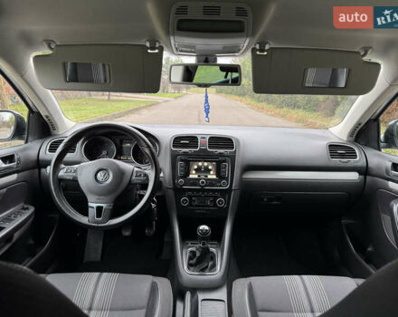 Серый Фольксваген Гольф, объемом двигателя 1.6 л и пробегом 221 тыс. км за 9450 $, фото 30 на Automoto.ua