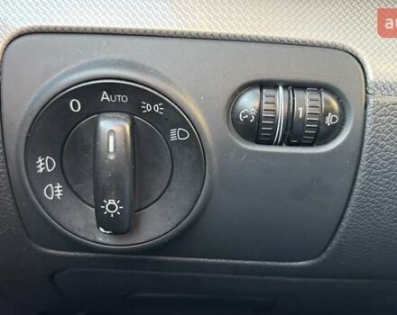 Серый Фольксваген Гольф, объемом двигателя 1.97 л и пробегом 308 тыс. км за 9500 $, фото 32 на Automoto.ua