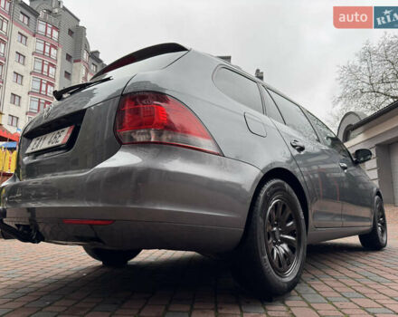 Сірий Фольксваген Гольф, об'ємом двигуна 1.97 л та пробігом 223 тис. км за 7950 $, фото 54 на Automoto.ua