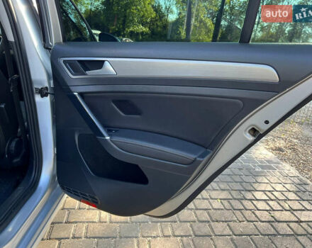 Серый Фольксваген Гольф, объемом двигателя 1.6 л и пробегом 263 тыс. км за 9200 $, фото 15 на Automoto.ua