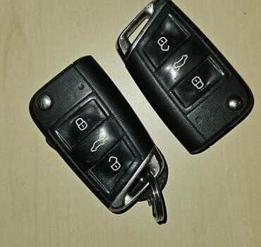 Серый Фольксваген Гольф, объемом двигателя 1.6 л и пробегом 264 тыс. км за 8300 $, фото 4 на Automoto.ua