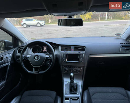 Серый Фольксваген Гольф, объемом двигателя 1.6 л и пробегом 267 тыс. км за 10300 $, фото 13 на Automoto.ua