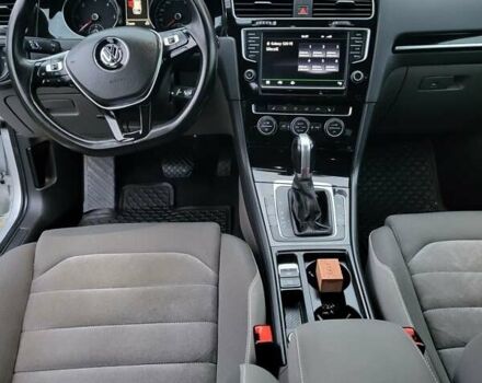 Серый Фольксваген Гольф, объемом двигателя 1.97 л и пробегом 212 тыс. км за 13500 $, фото 3 на Automoto.ua