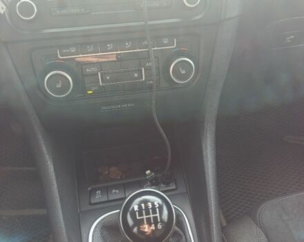 Сірий Фольксваген Гольф, об'ємом двигуна 2 л та пробігом 237 тис. км за 7899 $, фото 4 на Automoto.ua