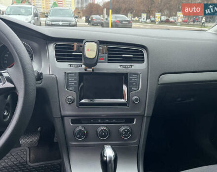 Серый Фольксваген Гольф, объемом двигателя 1.6 л и пробегом 242 тыс. км за 10900 $, фото 11 на Automoto.ua