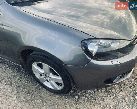 Серый Фольксваген Гольф, объемом двигателя 1.6 л и пробегом 209 тыс. км за 9900 $, фото 11 на Automoto.ua