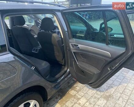 Серый Фольксваген Гольф, объемом двигателя 1.6 л и пробегом 233 тыс. км за 11300 $, фото 17 на Automoto.ua