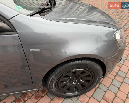 Сірий Фольксваген Гольф, об'ємом двигуна 1.97 л та пробігом 223 тис. км за 7950 $, фото 90 на Automoto.ua