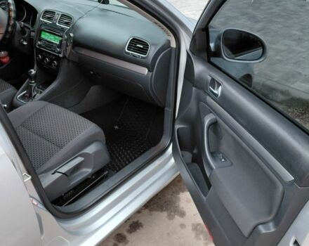 Сірий Фольксваген Гольф, об'ємом двигуна 1.6 л та пробігом 259 тис. км за 7800 $, фото 18 на Automoto.ua