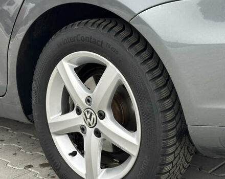 Серый Фольксваген Гольф, объемом двигателя 1.4 л и пробегом 243 тыс. км за 8800 $, фото 21 на Automoto.ua