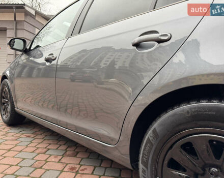 Сірий Фольксваген Гольф, об'ємом двигуна 1.97 л та пробігом 223 тис. км за 7950 $, фото 45 на Automoto.ua