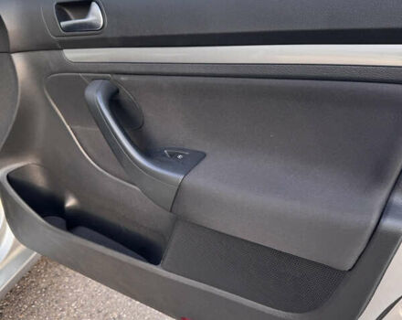 Серый Фольксваген Гольф, объемом двигателя 1.2 л и пробегом 119 тыс. км за 8450 $, фото 11 на Automoto.ua