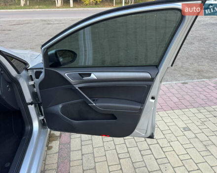 Серый Фольксваген Гольф, объемом двигателя 1.6 л и пробегом 267 тыс. км за 10300 $, фото 11 на Automoto.ua