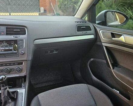 Серый Фольксваген Гольф, объемом двигателя 1.97 л и пробегом 292 тыс. км за 9500 $, фото 14 на Automoto.ua