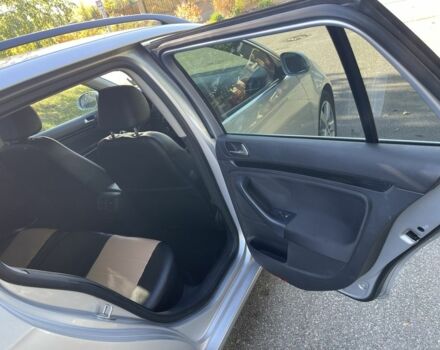 Серый Фольксваген Гольф, объемом двигателя 1.6 л и пробегом 328 тыс. км за 7500 $, фото 20 на Automoto.ua