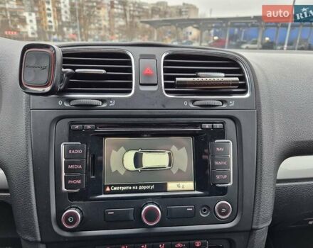 Серый Фольксваген Гольф, объемом двигателя 1.6 л и пробегом 247 тыс. км за 7999 $, фото 17 на Automoto.ua