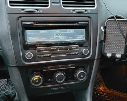 Сірий Фольксваген Гольф, об'ємом двигуна 1.6 л та пробігом 259 тис. км за 7800 $, фото 13 на Automoto.ua