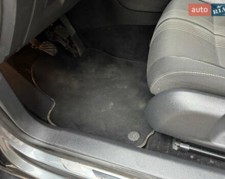 Сірий Фольксваген Гольф, об'ємом двигуна 1.97 л та пробігом 223 тис. км за 7950 $, фото 112 на Automoto.ua