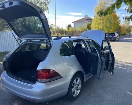 Серый Фольксваген Гольф, объемом двигателя 1.6 л и пробегом 328 тыс. км за 7500 $, фото 12 на Automoto.ua