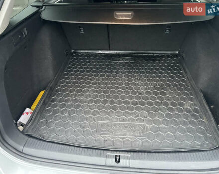 Серый Фольксваген Гольф, объемом двигателя 1.6 л и пробегом 242 тыс. км за 10900 $, фото 14 на Automoto.ua