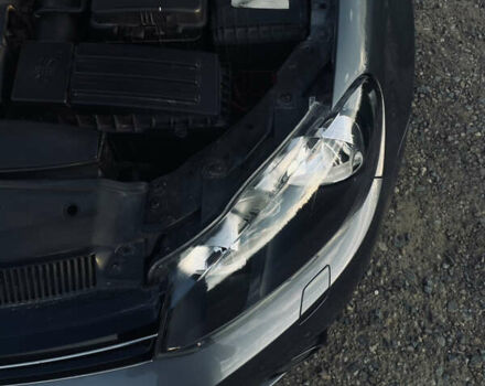 Серый Фольксваген Гольф, объемом двигателя 1.6 л и пробегом 209 тыс. км за 9900 $, фото 34 на Automoto.ua