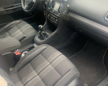 Серый Фольксваген Гольф, объемом двигателя 1.6 л и пробегом 235 тыс. км за 8500 $, фото 3 на Automoto.ua