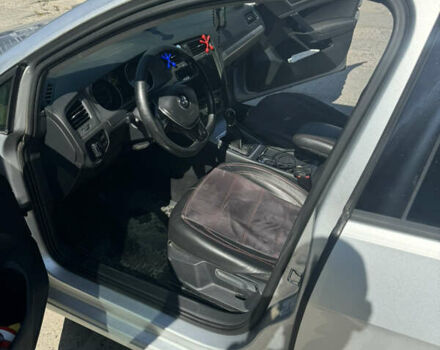 Серый Фольксваген Гольф, объемом двигателя 1.6 л и пробегом 260 тыс. км за 9300 $, фото 6 на Automoto.ua