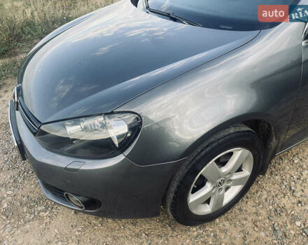 Серый Фольксваген Гольф, объемом двигателя 1.6 л и пробегом 209 тыс. км за 9900 $, фото 12 на Automoto.ua