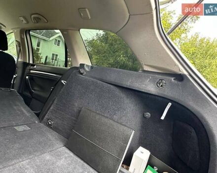 Сірий Фольксваген Гольф, об'ємом двигуна 1.6 л та пробігом 286 тис. км за 10500 $, фото 43 на Automoto.ua