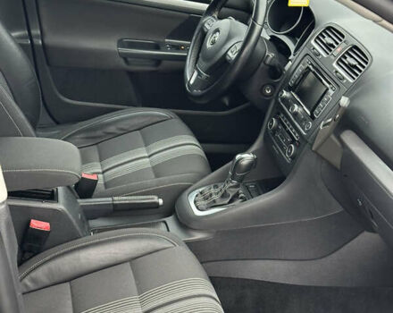 Серый Фольксваген Гольф, объемом двигателя 1.4 л и пробегом 243 тыс. км за 8800 $, фото 38 на Automoto.ua