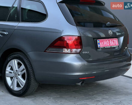 Серый Фольксваген Гольф, объемом двигателя 1.6 л и пробегом 240 тыс. км за 8750 $, фото 6 на Automoto.ua