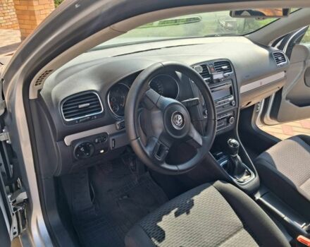 Сірий Фольксваген Гольф, об'ємом двигуна 1.6 л та пробігом 275 тис. км за 8400 $, фото 4 на Automoto.ua