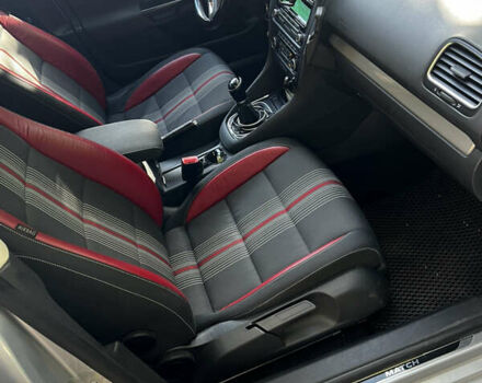 Серый Фольксваген Гольф, объемом двигателя 1.6 л и пробегом 268 тыс. км за 8500 $, фото 7 на Automoto.ua