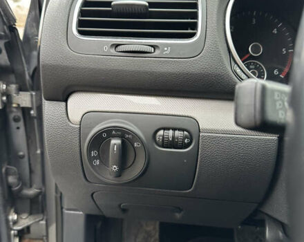 Серый Фольксваген Гольф, объемом двигателя 1.97 л и пробегом 212 тыс. км за 9800 $, фото 15 на Automoto.ua