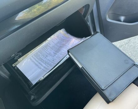 Серый Фольксваген Гольф, объемом двигателя 1.6 л и пробегом 328 тыс. км за 7500 $, фото 19 на Automoto.ua