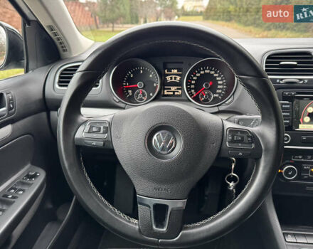 Серый Фольксваген Гольф, объемом двигателя 1.6 л и пробегом 221 тыс. км за 9450 $, фото 41 на Automoto.ua
