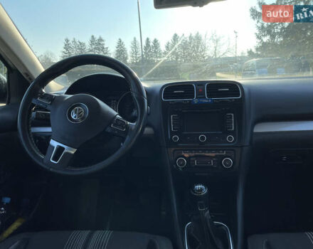Серый Фольксваген Гольф, объемом двигателя 1.6 л и пробегом 330 тыс. км за 7200 $, фото 33 на Automoto.ua