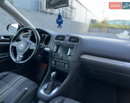 Серый Фольксваген Гольф, объемом двигателя 1.6 л и пробегом 240 тыс. км за 8750 $, фото 29 на Automoto.ua