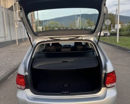 Серый Фольксваген Гольф, объемом двигателя 1.2 л и пробегом 119 тыс. км за 8300 $, фото 20 на Automoto.ua