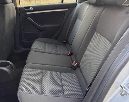 Серый Фольксваген Гольф, объемом двигателя 1.2 л и пробегом 119 тыс. км за 8300 $, фото 15 на Automoto.ua