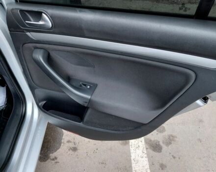 Сірий Фольксваген Гольф, об'ємом двигуна 1.6 л та пробігом 259 тис. км за 7800 $, фото 7 на Automoto.ua