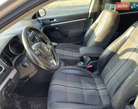 Серый Фольксваген Гольф, объемом двигателя 1.6 л и пробегом 330 тыс. км за 7200 $, фото 34 на Automoto.ua